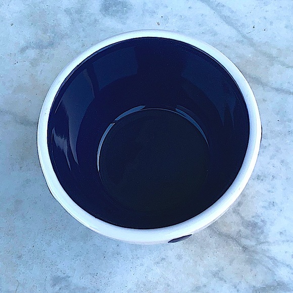 GRACE’S TEAWARE PANTRY BOWL NEW NAVY DOTS 4 INCH BY 2 1/2 INCH FINE CERAMIC - Picture 2 of 5